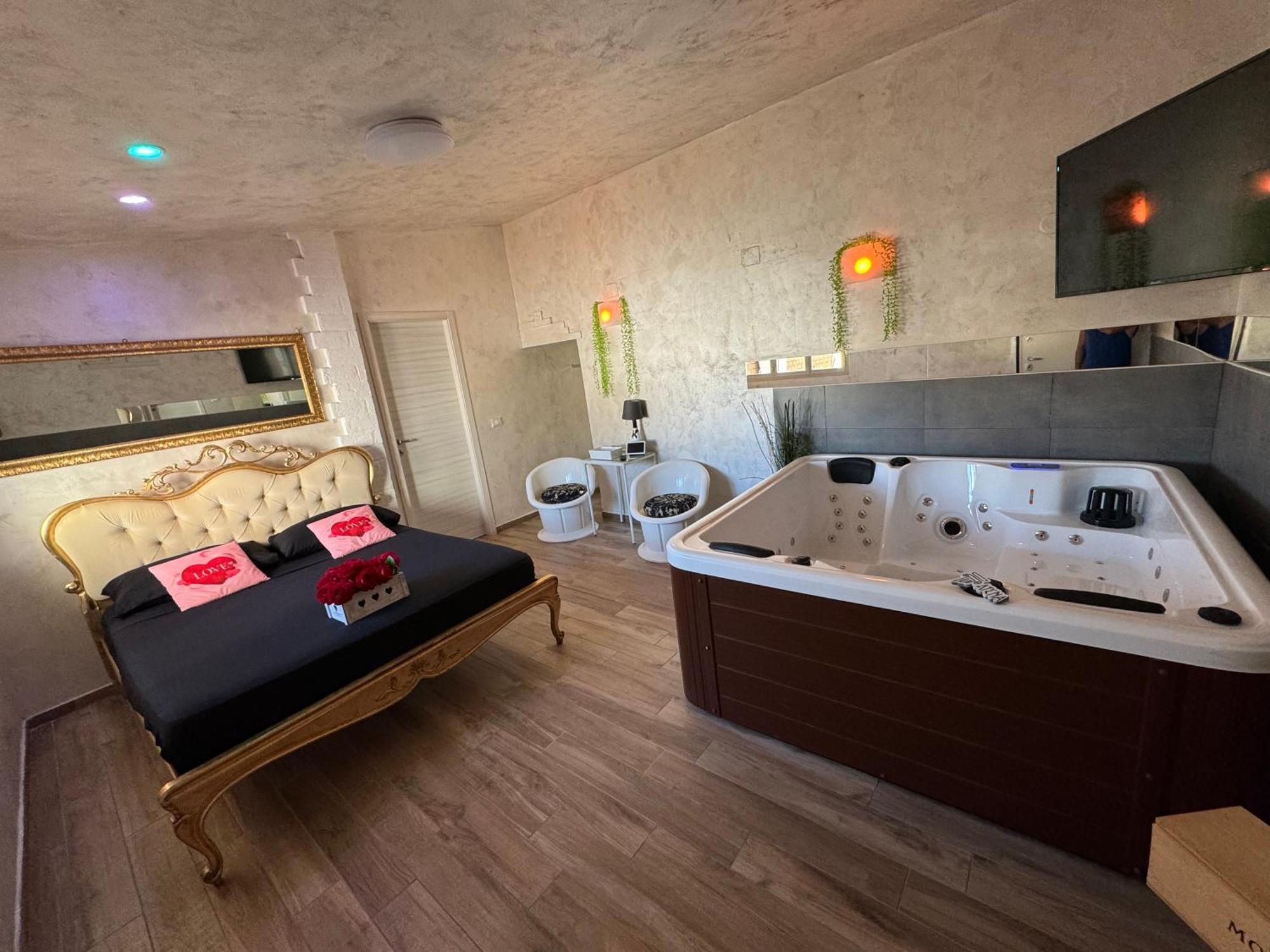 Atena B&B Apartments Platino San Silvestro  Buitenkant foto