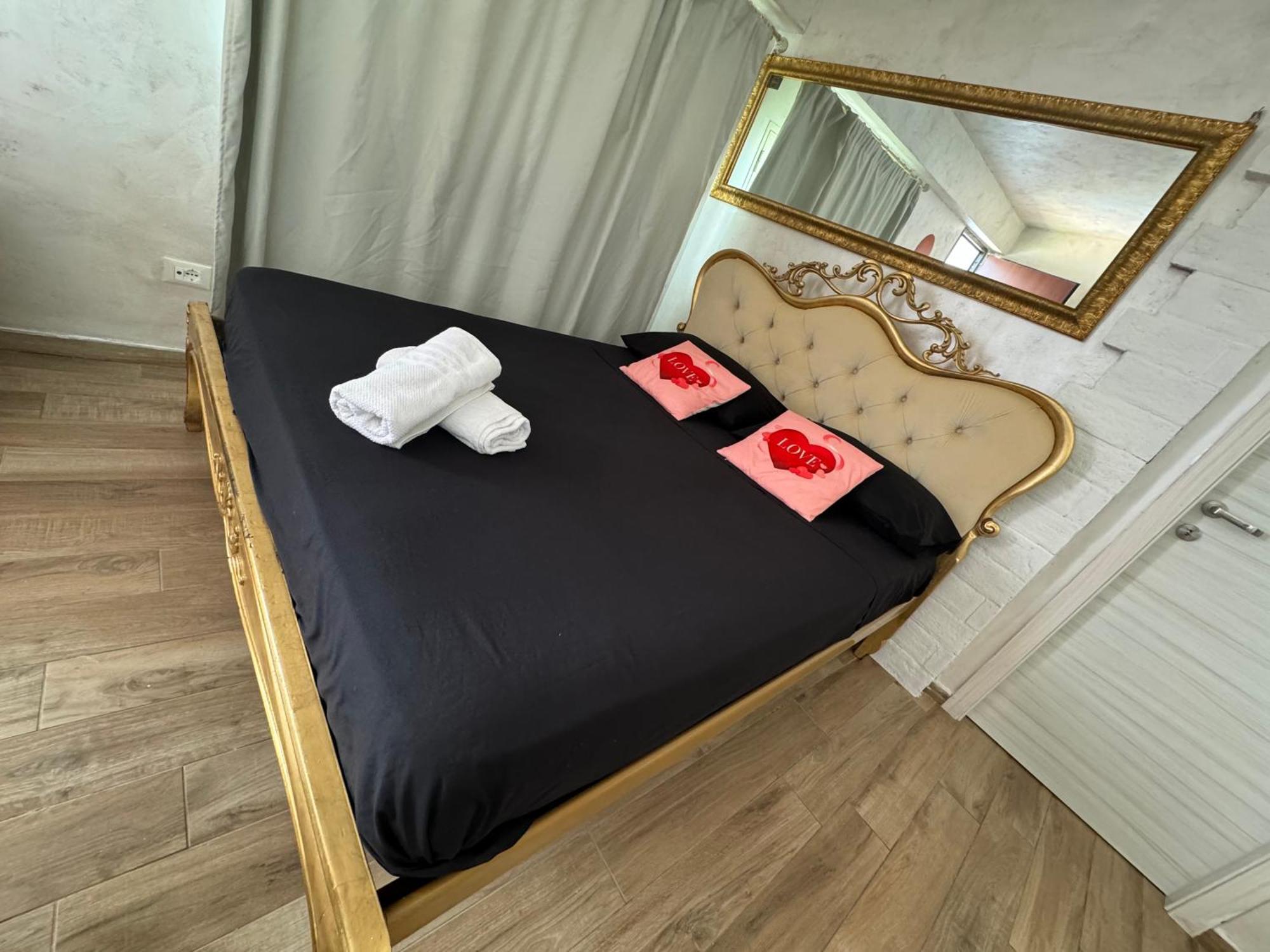 Atena B&B Apartments Platino San Silvestro  Buitenkant foto